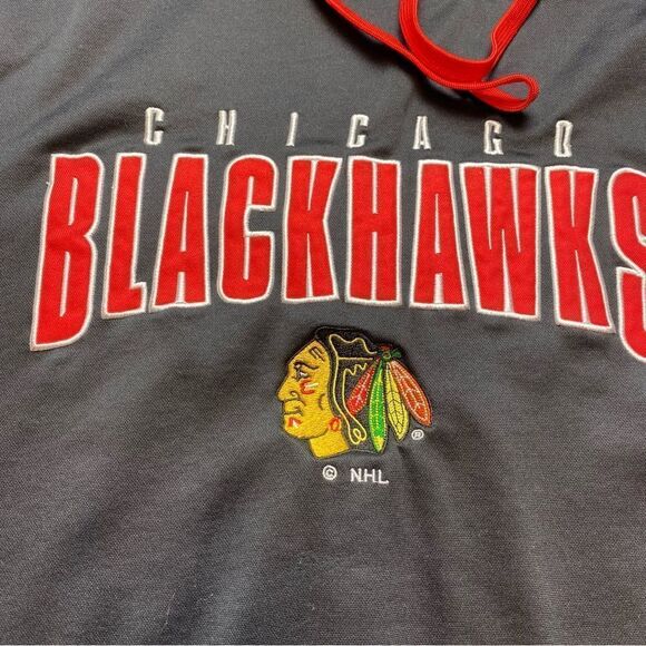 NHL Chicago Blackhawks Black and Red Hoodie Size XL - Picture 10 of 10